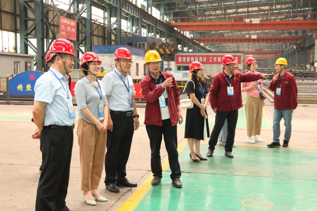 技能展風(fēng)采 比拼正當(dāng)時(shí) 淮鋼第二十一屆職工崗位技能競賽火熱開賽