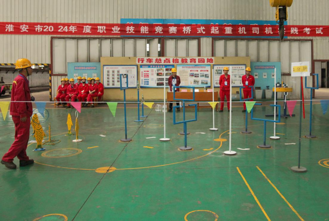 技能展風(fēng)采 比拼正當(dāng)時(shí) 淮鋼第二十一屆職工崗位技能競賽火熱開賽